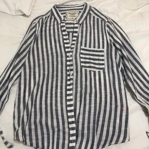 Blue striped long sleeve top!